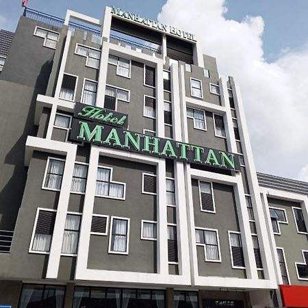Manhattan Hotel ايبوه المظهر الخارجي الصورة
