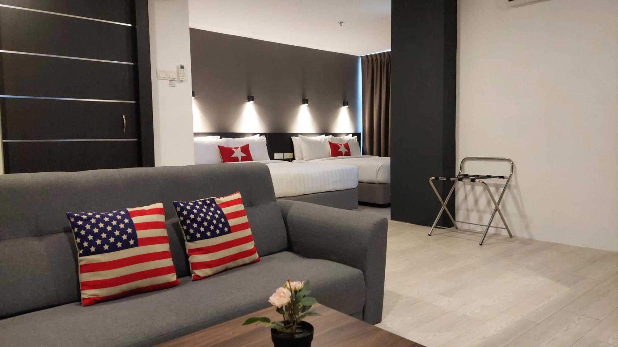 Manhattan Hotel ايبوه المظهر الخارجي الصورة